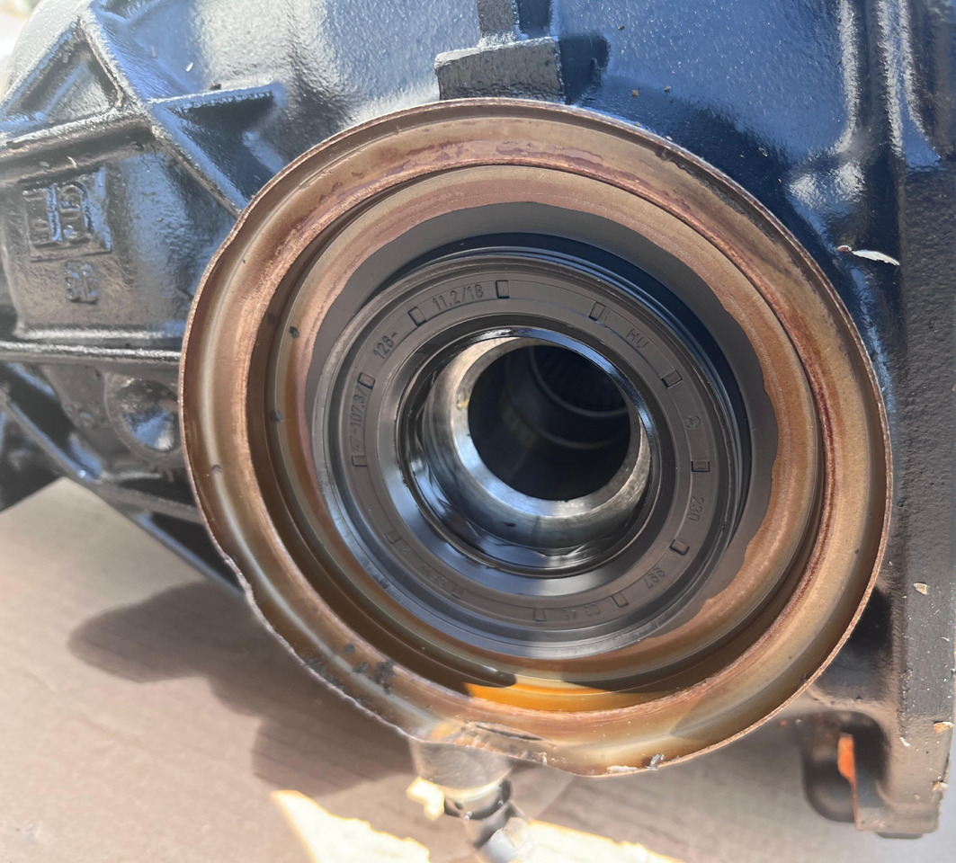 MERCEDES-BENZ E-Class Rear Differential W213 A2133503808 - Gigi diferensial: gambar 3 MERCEDES-BENZ E-Class Rear Differential W213 A2133503808 - Gigi diferensial: gambar 3