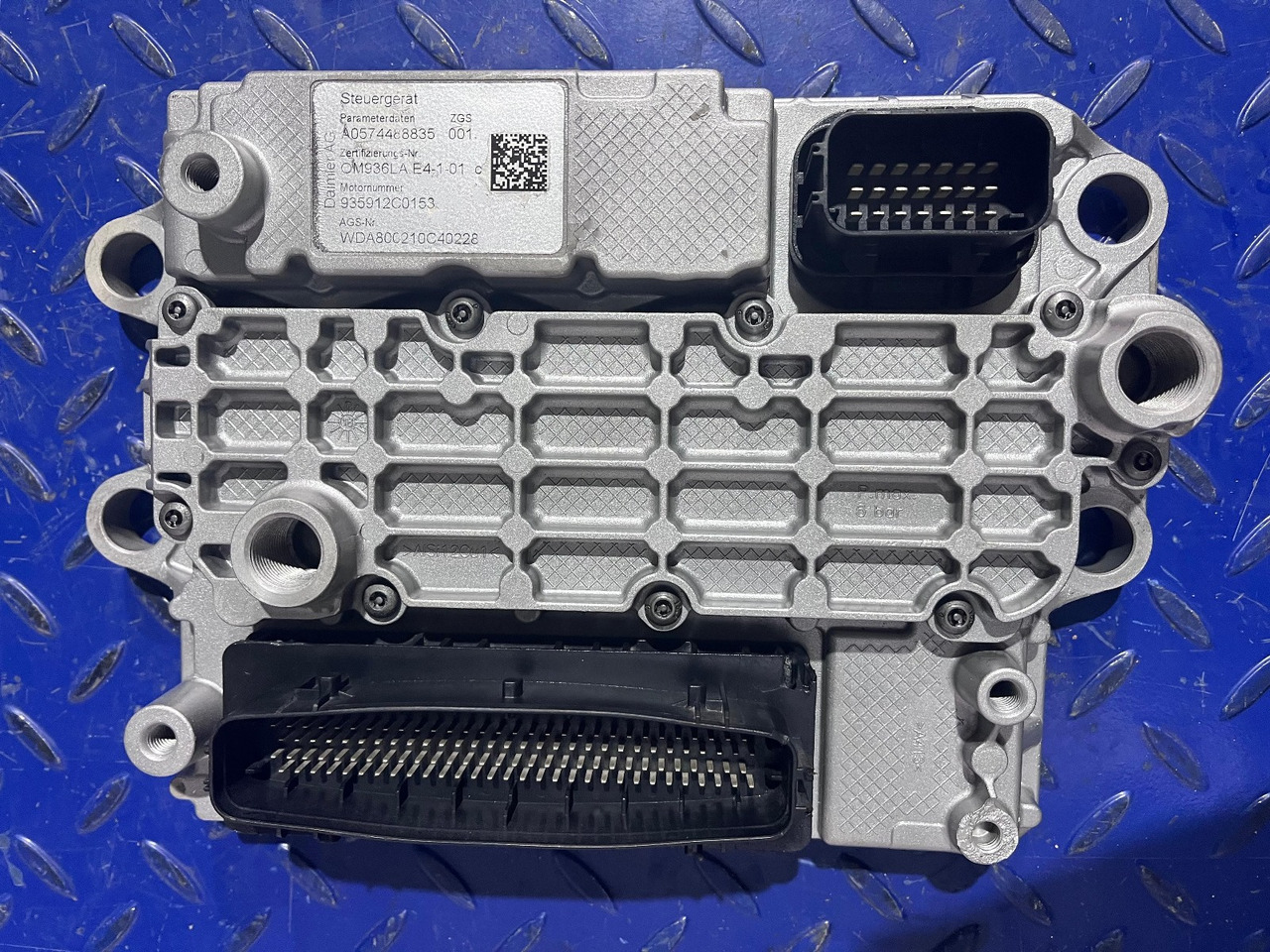 Manitou MRT 2150 PRIVILEGE PLUS ST4 S2 ECU A0014466435 - ECU untuk Peralatan untuk menangani material: gambar 1 Manitou MRT 2150 PRIVILEGE PLUS ST4 S2 ECU A0014466435 - ECU untuk Peralatan untuk menangani material: gambar 1
