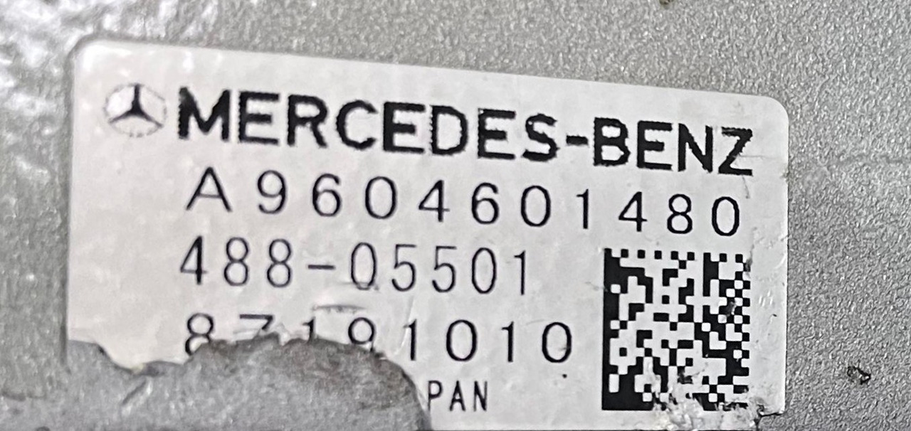 Mercedes Actros MP4 Servo Pump A9604600280 - Pompa kemudi untuk Truk: gambar 5 Mercedes Actros MP4 Servo Pump A9604600280 - Pompa kemudi untuk Truk: gambar 5
