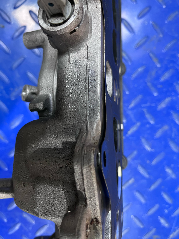 Manifold buang Mercedes Benz A642090 8337 / 7737: gambar 8 Manifold buang Mercedes Benz A642090 8337 / 7737: gambar 8