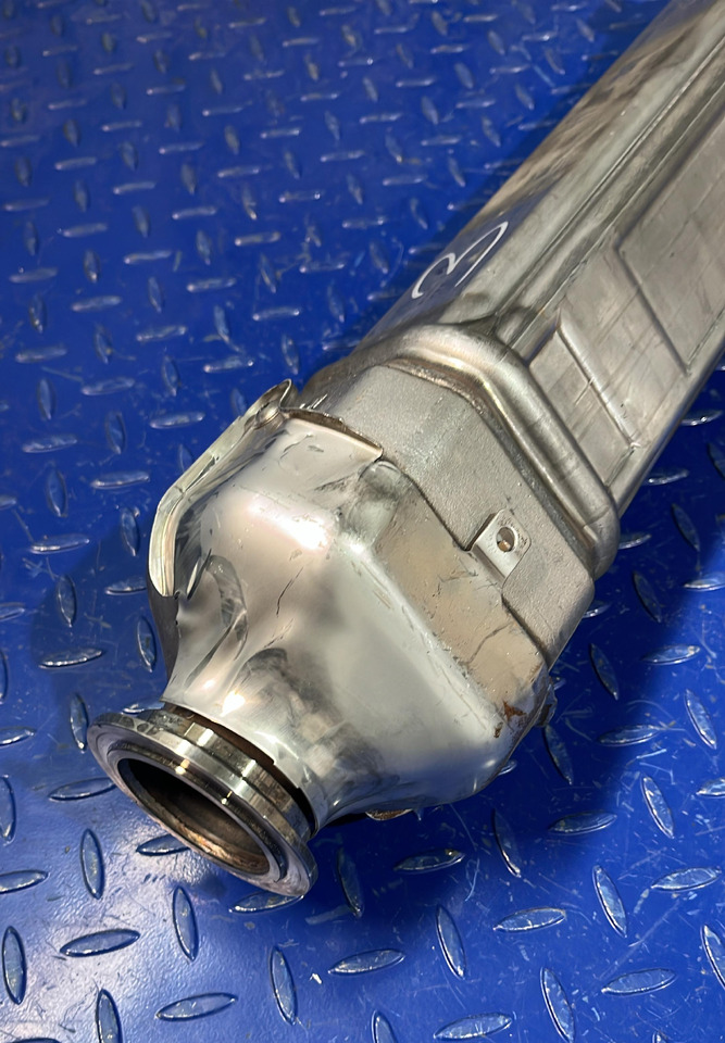 Mercedes Benz Actros Axor Arocs Antos MP4 A4701400675 - Pendingin EGR untuk Truk: gambar 4 Mercedes Benz Actros Axor Arocs Antos MP4 A4701400675 - Pendingin EGR untuk Truk: gambar 4