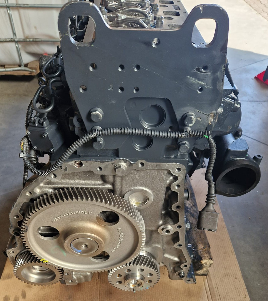 Mercedes Benz Engine OM906 Euro 5 - Mesin: gambar 5 Mercedes Benz Engine OM906 Euro 5 - Mesin: gambar 5