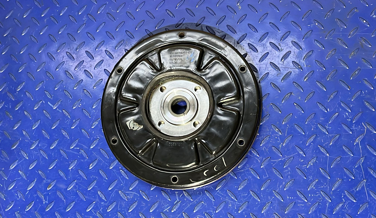 JOHN DEERE Amortizor de torsiune Voith 15600240910 - Suku cadang untuk Traktor: gambar 1 JOHN DEERE Amortizor de torsiune Voith 15600240910 - Suku cadang untuk Traktor: gambar 1