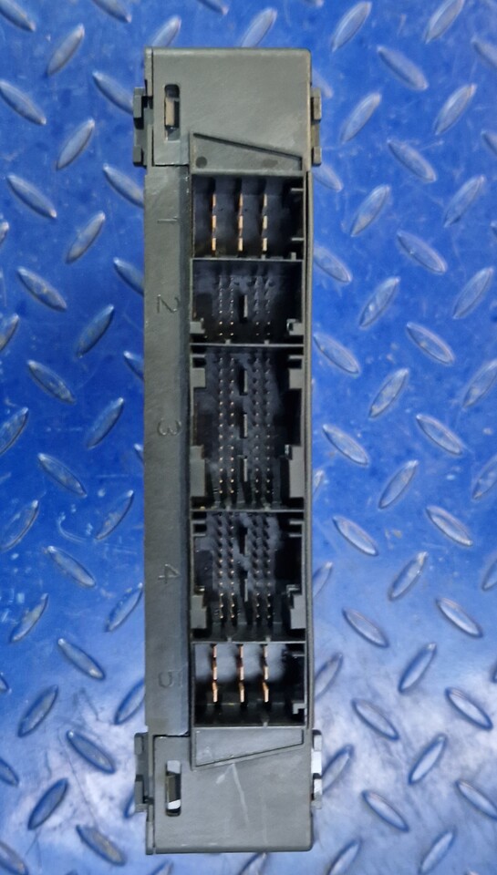 MERCEDES-BENZ Control Device CPC3 A0044465802 Actros Mp4 - Suku cadang untuk Peralatan lainnya: gambar 3 MERCEDES-BENZ Control Device CPC3 A0044465802 Actros Mp4 - Suku cadang untuk Peralatan lainnya: gambar 3