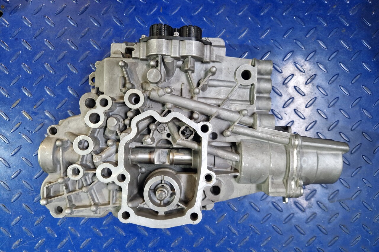 Mercedes MB Actros MP4 transmission shifting cylinder A9602603863 - Suku cadang untuk Peralatan lainnya: gambar 1 Mercedes MB Actros MP4 transmission shifting cylinder A9602603863 - Suku cadang untuk Peralatan lainnya: gambar 1