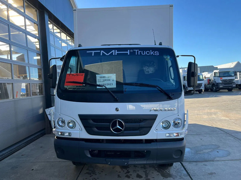 Mercedes-Benz Accelo 915 4x2 Closed Cargo Truck - Truk box: gambar 4 Mercedes-Benz Accelo 915 4x2 Closed Cargo Truck - Truk box: gambar 4