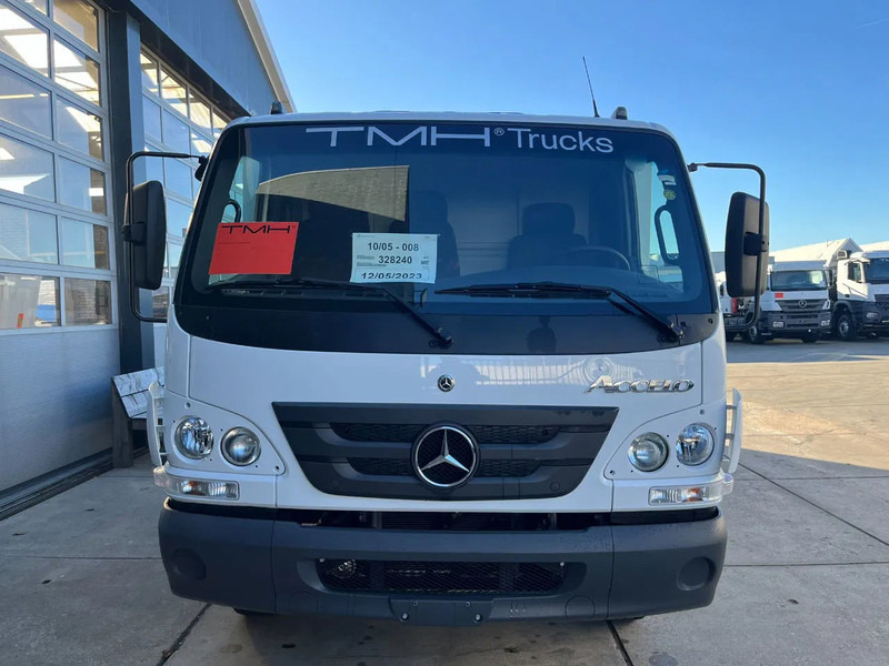 Mercedes-Benz Accelo 915 4x2 Flatbed with dropsides - Truk flatbed: gambar 4 Mercedes-Benz Accelo 915 4x2 Flatbed with dropsides - Truk flatbed: gambar 4