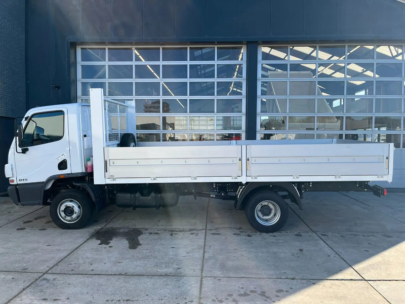 Mercedes-Benz Accelo 915 4x2 Flatbed with dropsides - Truk flatbed: gambar 2 Mercedes-Benz Accelo 915 4x2 Flatbed with dropsides - Truk flatbed: gambar 2
