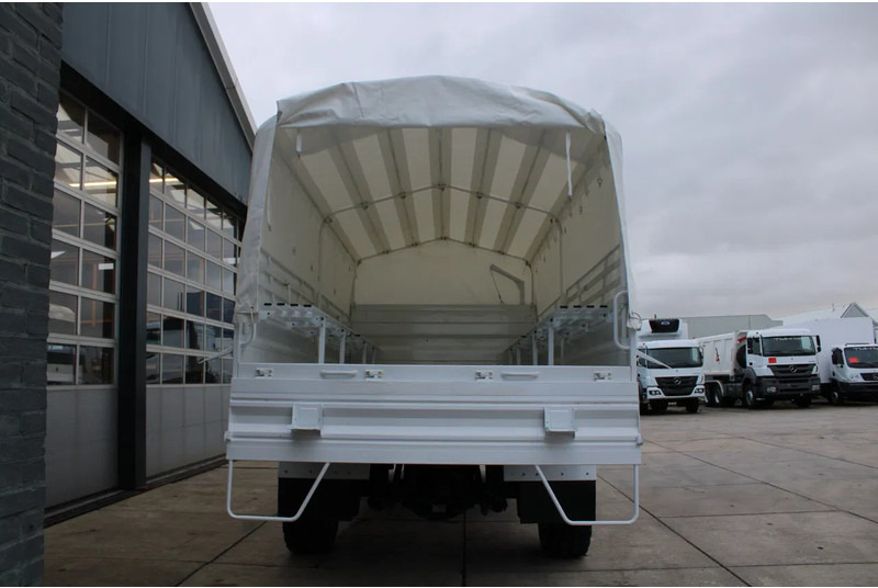 Mercedes-Benz Arocs 1836 A 4x4 Cargo Truck - Truk dengan terpal samping: gambar 4 Mercedes-Benz Arocs 1836 A 4x4 Cargo Truck - Truk dengan terpal samping: gambar 4