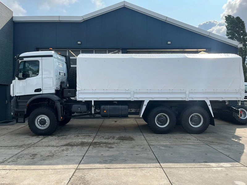 Mercedes-Benz Arocs 3340 A 6x6 Cargo Truck - Truk dengan terpal samping: gambar 2 Mercedes-Benz Arocs 3340 A 6x6 Cargo Truck - Truk dengan terpal samping: gambar 2