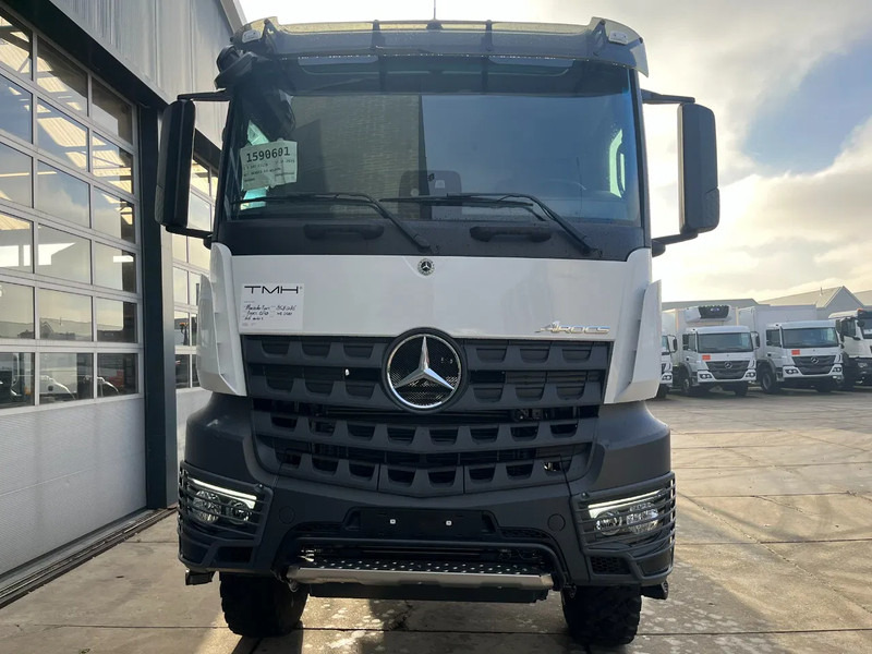 Mercedes-Benz Arocs 3340 A 6x6 Chassis cabin - Truk sasis: gambar 4 Mercedes-Benz Arocs 3340 A 6x6 Chassis cabin - Truk sasis: gambar 4