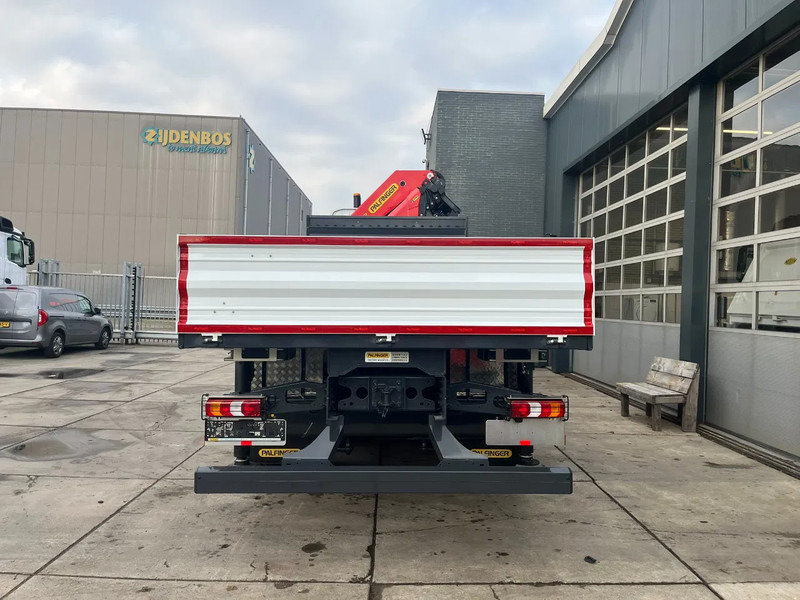 Mercedes-Benz Arocs 4140 K 8x4 Crane Truck (Pre order) - Truk derek: gambar 4 Mercedes-Benz Arocs 4140 K 8x4 Crane Truck (Pre order) - Truk derek: gambar 4