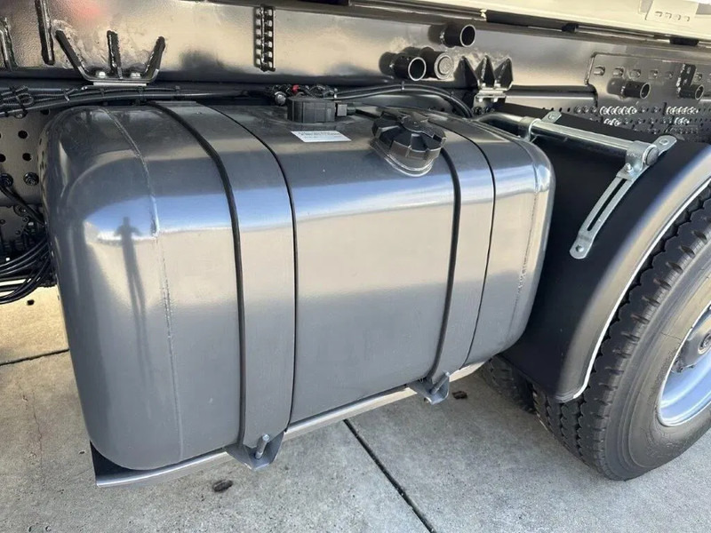 Truk jungkit baru Mercedes-Benz Arocs 4140 K 8x4 Meiller Tipper: gambar 8