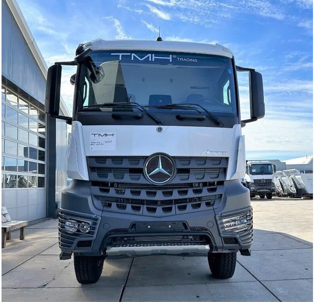 Mercedes-Benz Arocs 4140 K 8x4 Meiller Tipper - Truk jungkit: gambar 5 Mercedes-Benz Arocs 4140 K 8x4 Meiller Tipper - Truk jungkit: gambar 5