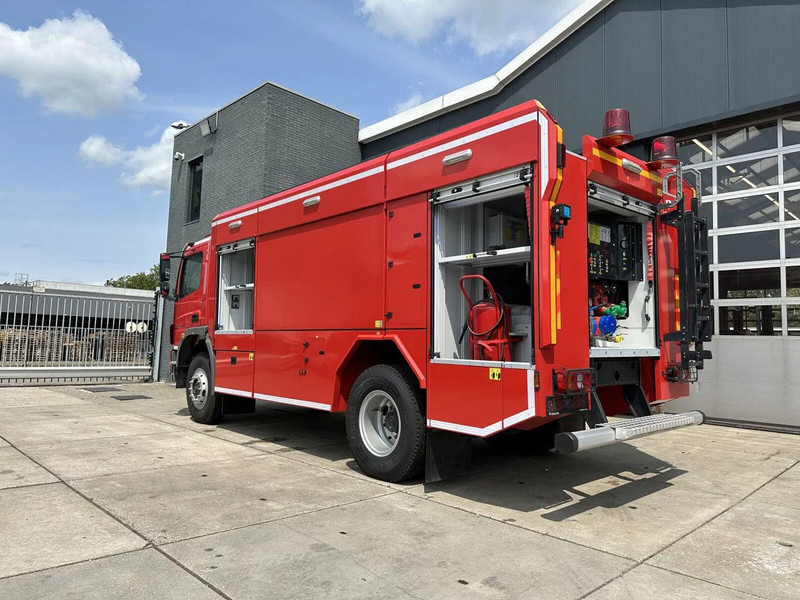 Mercedes-Benz Atego 1725 4×4 Fire Fighting Truck - Truk pemadam kebakaran: gambar 5 Mercedes-Benz Atego 1725 4×4 Fire Fighting Truck - Truk pemadam kebakaran: gambar 5