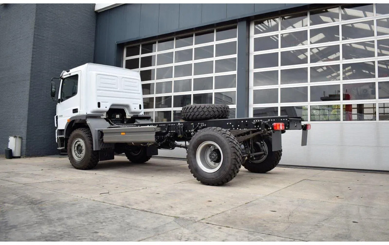 Mercedes-Benz Atego 1725 4x4 Chassis Cabin (2 units) - Truk sasis: gambar 3 Mercedes-Benz Atego 1725 4x4 Chassis Cabin (2 units) - Truk sasis: gambar 3