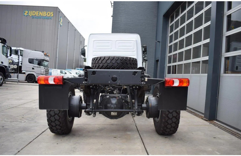 Mercedes-Benz Atego 1725 4x4 Chassis Cabin (2 units) - Truk sasis: gambar 5 Mercedes-Benz Atego 1725 4x4 Chassis Cabin (2 units) - Truk sasis: gambar 5