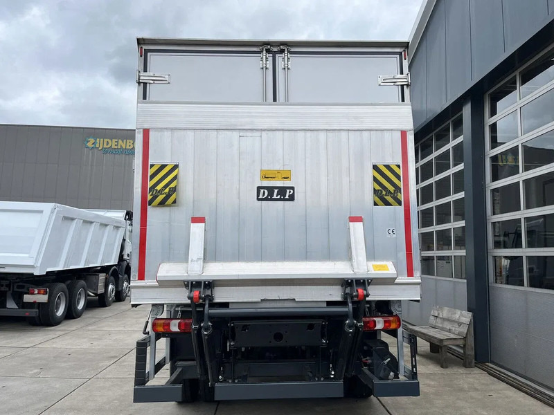 Mercedes-Benz Atego 1725 4x4 Refrigerator Truck (1 unit) - Truk berpendingin: gambar 5 Mercedes-Benz Atego 1725 4x4 Refrigerator Truck (1 unit) - Truk berpendingin: gambar 5