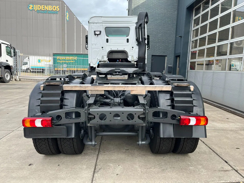 Mercedes-Benz Actros 3340 S 6x4 Tractor Head - Tractor head: gambar 5 Mercedes-Benz Actros 3340 S 6x4 Tractor Head - Tractor head: gambar 5