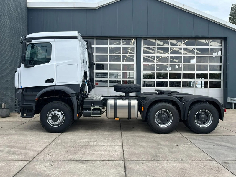 Mercedes-Benz Actros 3348 S 6x4 Tractor Head - Tractor head: gambar 3 Mercedes-Benz Actros 3348 S 6x4 Tractor Head - Tractor head: gambar 3