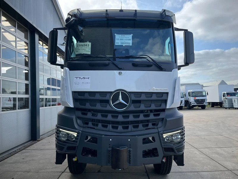 Mercedes-Benz Arocs 4058 AS 6x6 Tractor Head 180T Push Pull EURO-5 - Tractor head: gambar 4 Mercedes-Benz Arocs 4058 AS 6x6 Tractor Head 180T Push Pull EURO-5 - Tractor head: gambar 4