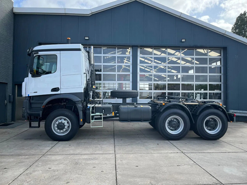 Mercedes-Benz Arocs 4058 AS 6x6 Tractor Head 180T Push Pull EURO-5 - Tractor head: gambar 2 Mercedes-Benz Arocs 4058 AS 6x6 Tractor Head 180T Push Pull EURO-5 - Tractor head: gambar 2