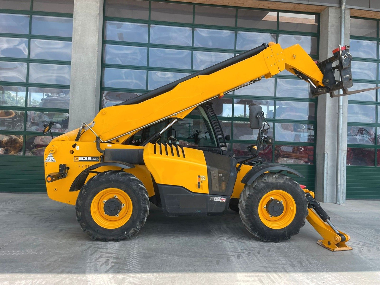 JCB 535-125 - Telehandler: gambar 1 JCB 535-125 - Telehandler: gambar 1