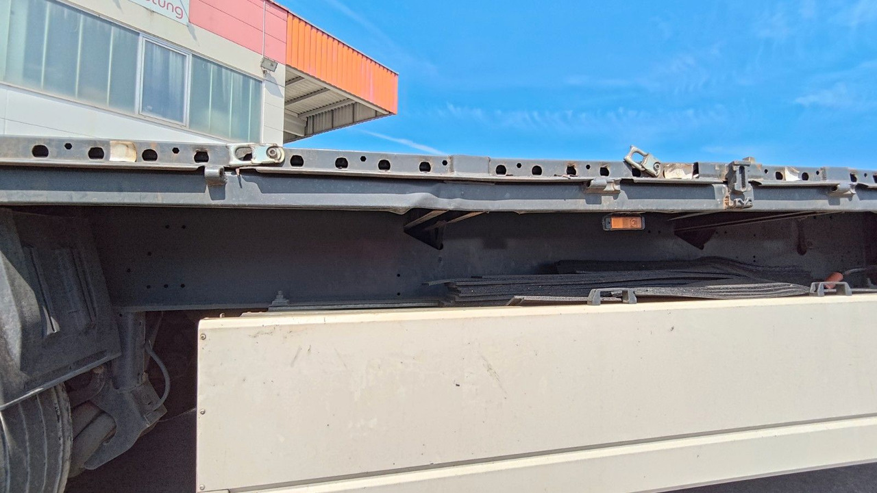 Semi-trailer flatbed Krone SD*Pritsche beschädigt*: gambar 7