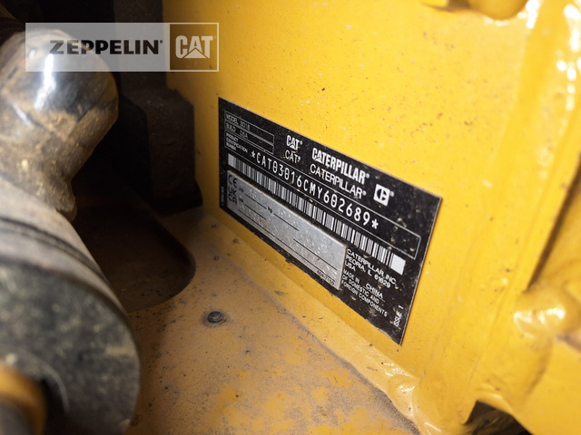 Ekskavator mini Cat 301.6-05A: gambar 35