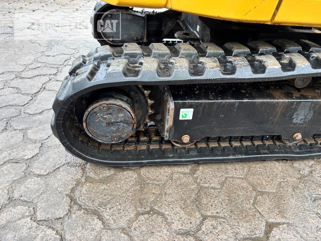 Ekskavator mini Cat 302.7CR-07: gambar 15