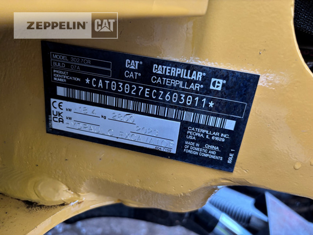 Ekskavator mini Cat 302.7CR-07: gambar 7
