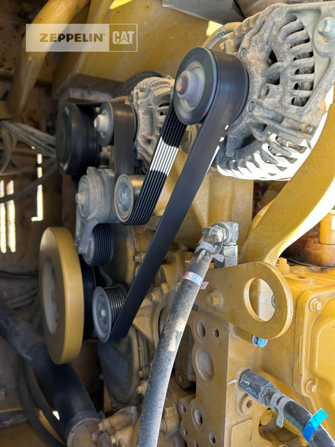 Ekskavator perayap Cat 326-07A: gambar 31