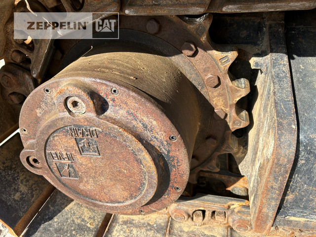 Ekskavator perayap Cat 326-07A: gambar 13