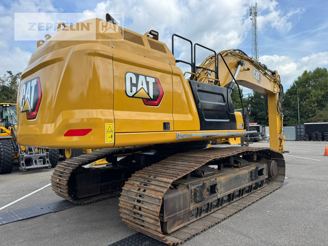 Ekskavator perayap Cat 352-08: gambar 6