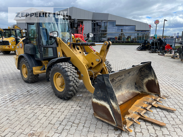 Cat 906-14 - Wheel loader: gambar 1 Cat 906-14 - Wheel loader: gambar 1