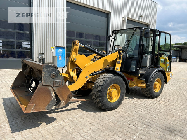 Cat 906M - Wheel loader: gambar 1 Cat 906M - Wheel loader: gambar 1