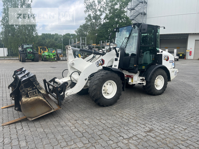 Cat 906M - Wheel loader: gambar 2 Cat 906M - Wheel loader: gambar 2