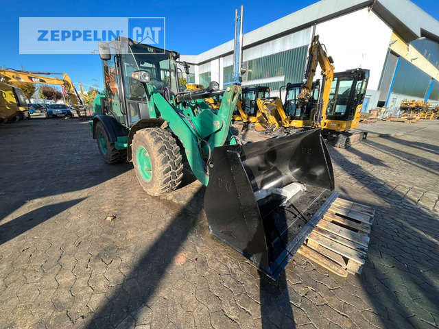 Cat 906M - Wheel loader: gambar 2 Cat 906M - Wheel loader: gambar 2