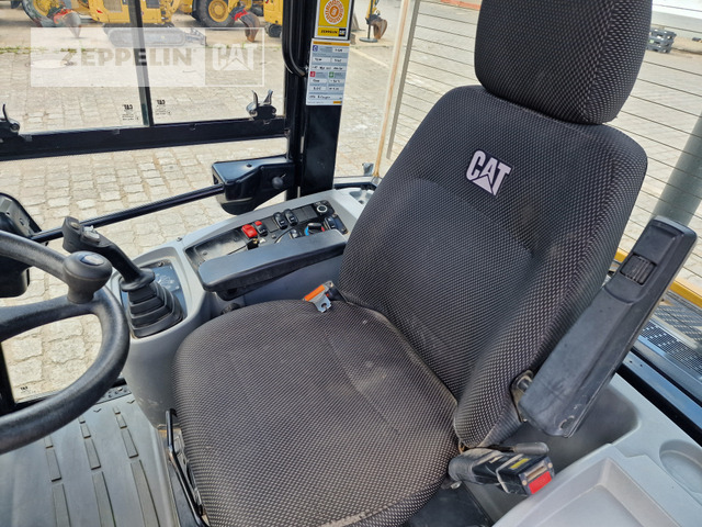 Wheel loader Cat 907M: gambar 29