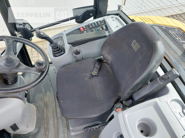 Wheel loader Cat 908M: gambar 25