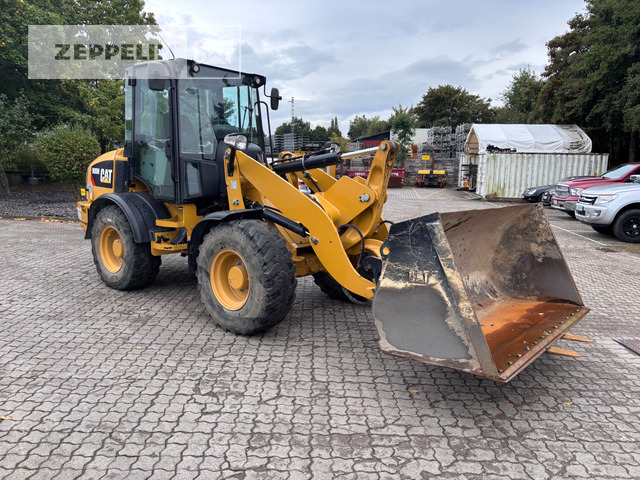 Cat 908M - Wheel loader: gambar 2 Cat 908M - Wheel loader: gambar 2