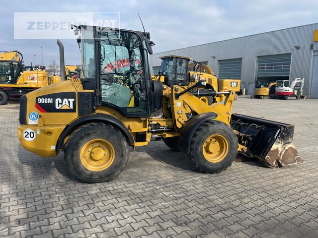 Wheel loader Cat 908M: gambar 6