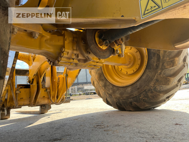 Wheel loader Cat 918M: gambar 17