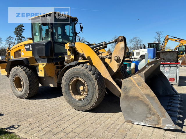 Wheel loader Cat 938M: gambar 1