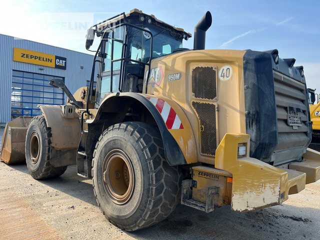 Wheel loader Cat 950M: gambar 1