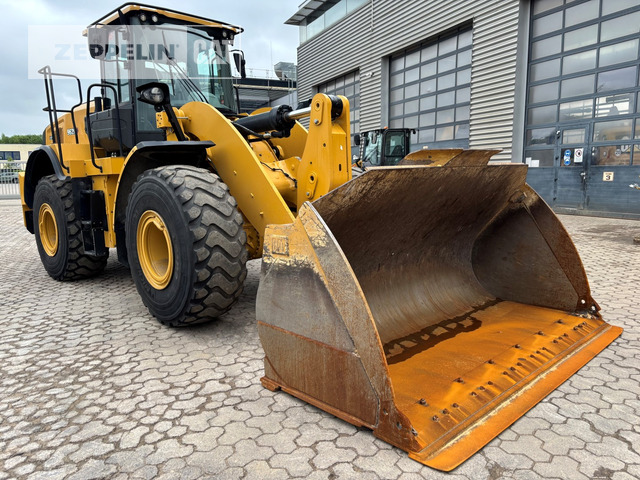Cat 962M - Wheel loader: gambar 1 Cat 962M - Wheel loader: gambar 1