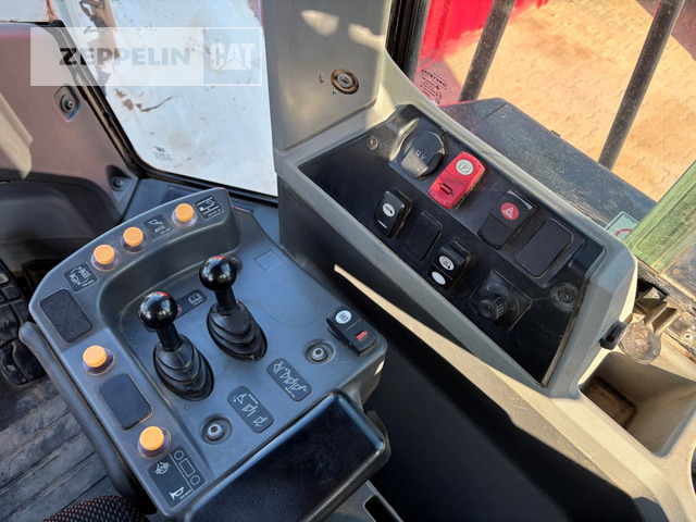 Wheel loader Cat 972MXE: gambar 18 Wheel loader Cat 972MXE: gambar 18