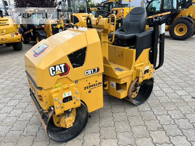Cat CB1.7 - Roller jalan: gambar 1 Cat CB1.7 - Roller jalan: gambar 1