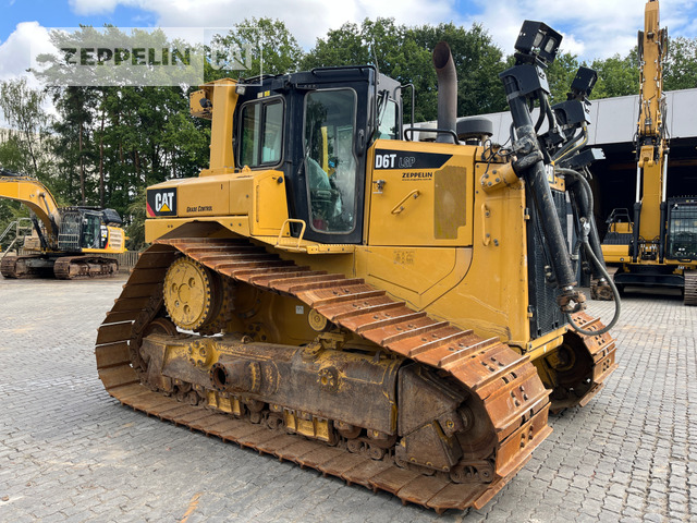 Cat D6TM - Bulldozer: gambar 3 Cat D6TM - Bulldozer: gambar 3