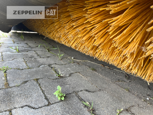 Cat Kehrmaschine BU118 - Sapu: gambar 5 Cat Kehrmaschine BU118 - Sapu: gambar 5